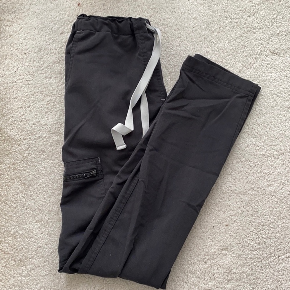 FIGS Scrub Pants
